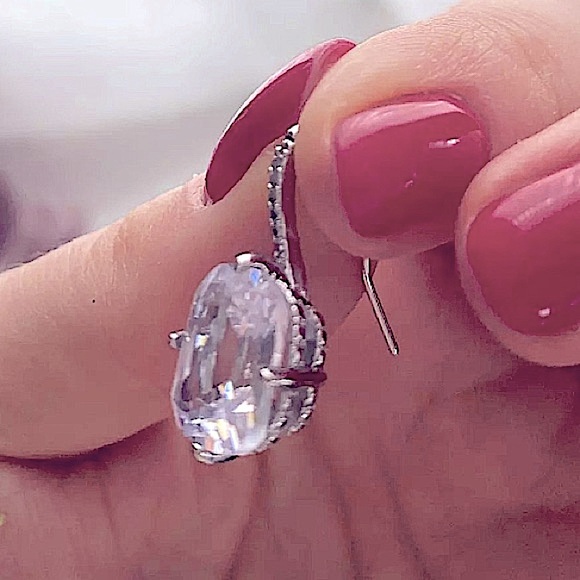 NEW WHITE GOLD FILLED PRINCESS CUT DIAMOND ZIRCON EARRINGS - Picture 9 of 12